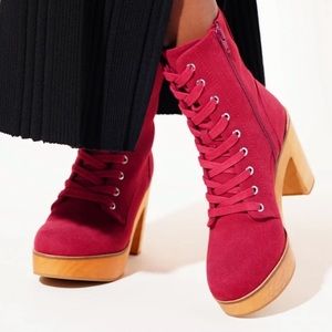 Charlotte Stone Echo Booties In Deep Red 7 NIB/NWT